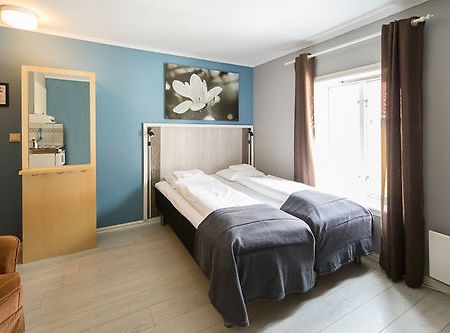 Pensjonat Jarlen Trondheim Ngoại thất bức ảnh