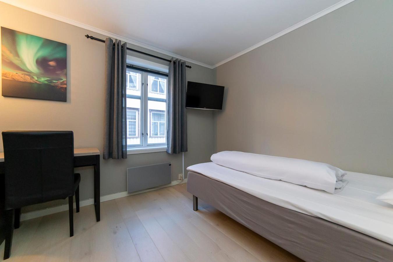 Pensjonat Jarlen Trondheim Ngoại thất bức ảnh