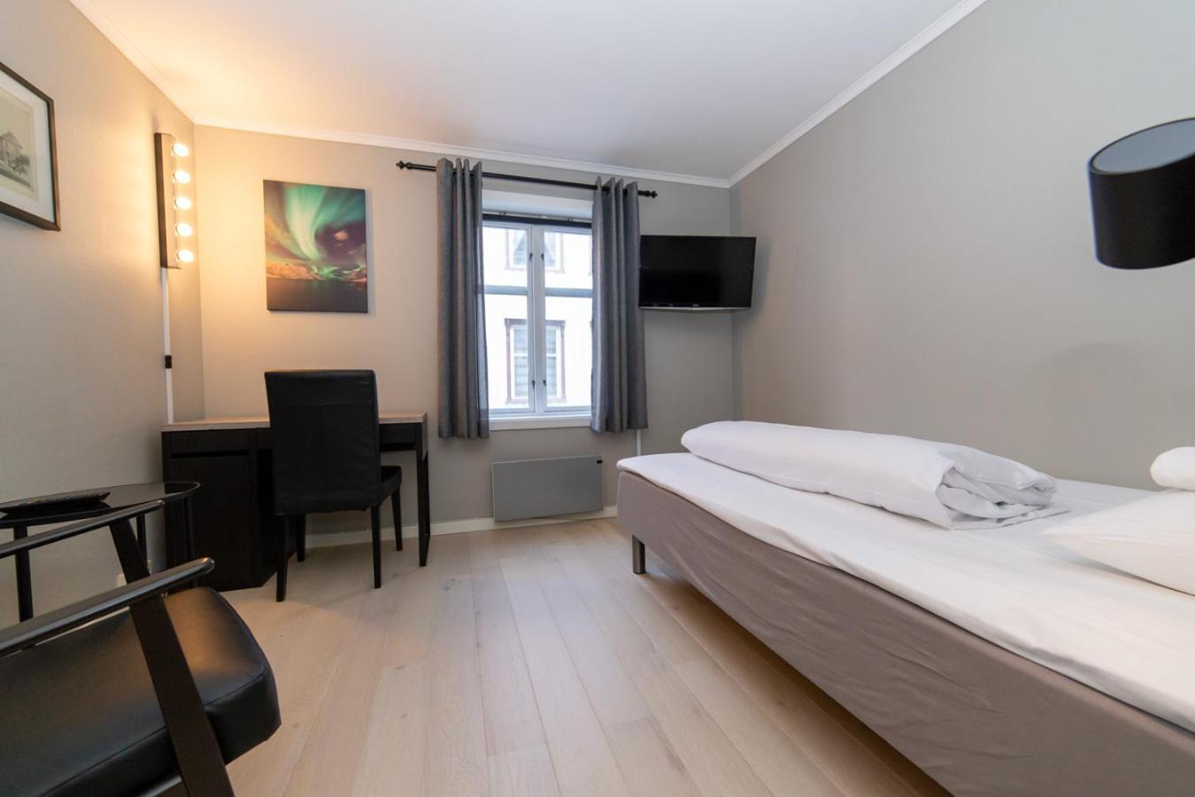 Pensjonat Jarlen Trondheim Ngoại thất bức ảnh